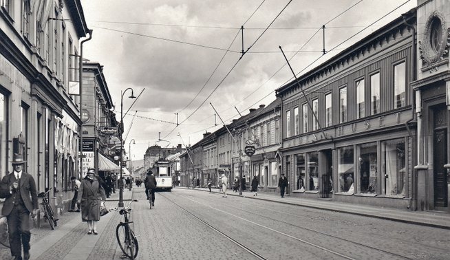 Ö Storgatan österut från Smålandsbankens hus