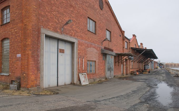 Säckfabriken utmed Munksjökajen 2011